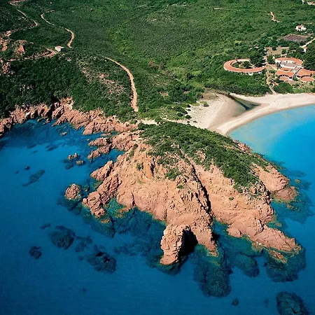 Naked House Sardinia דירה בארי סארדו