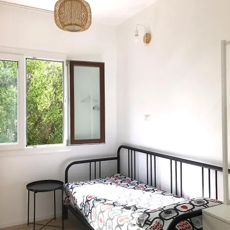 דירה Naked House Sardinia בארי סארדו