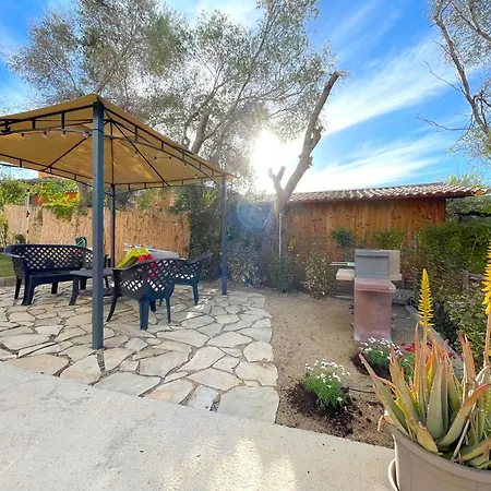 דירה Naked House Sardinia בארי סארדו